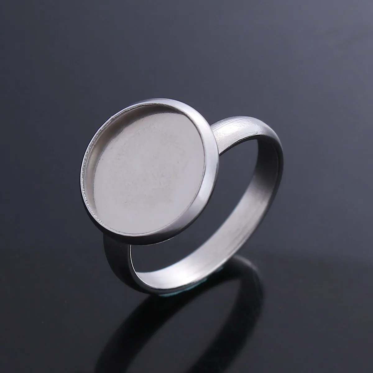 1 Stainless steel adjustable ring cabochon setting (fits 10mm 12mm dia.)
