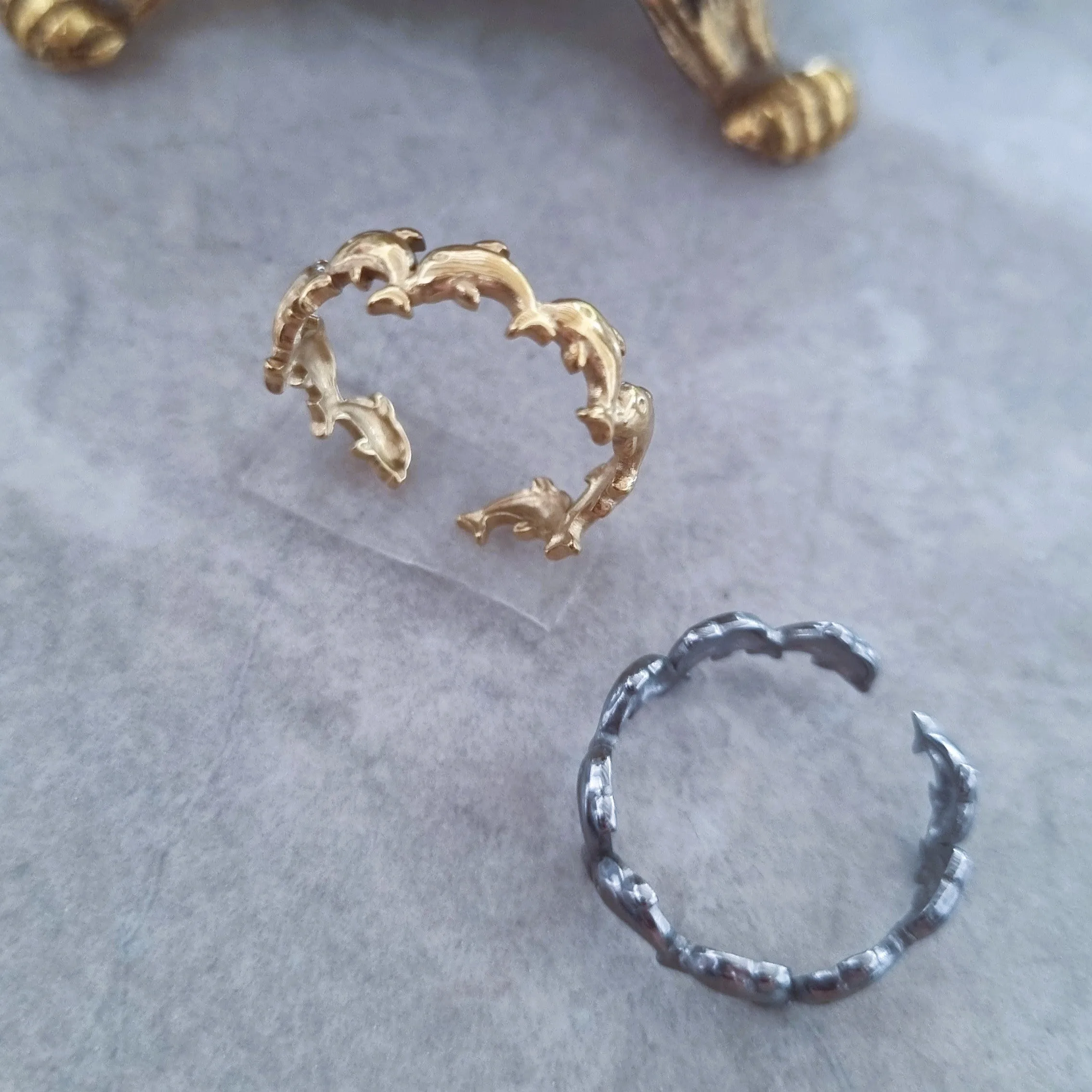 Dolphins ring